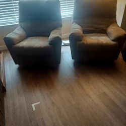 Twin Recliners