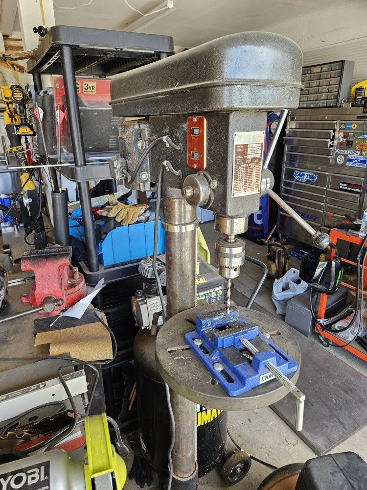 5/8 Drill Press Chicago Power Tools AI-25