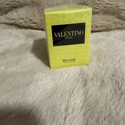 Valentino Perfume