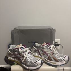 Balenciaga runner size 11