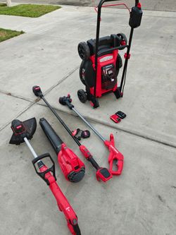 Craftsman push mower and lawn tools 350 price drop 300 firm no less