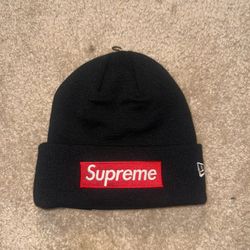 Supreme x New Era “World Famous” Beanie Black – One Size – Brand New