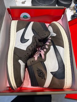 Size 10.5 Travis Scott