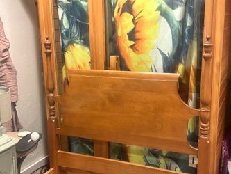 Twin vintage bed