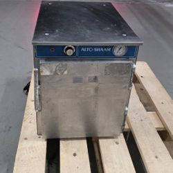 Alto-Shaam 500E: Commercial electric heated holding cabinet