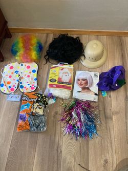 Halloween wigs, 2 hats, clown shoes, clown, wig, rainbow eyelashes Some new some preowned