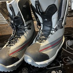 Killer Loop, Snowboard Boots, 26.5/ fits 8.5 men/9.5 women’s, GR888 condition $89