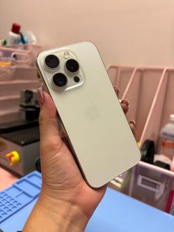 iPhone 15 pro 512gb