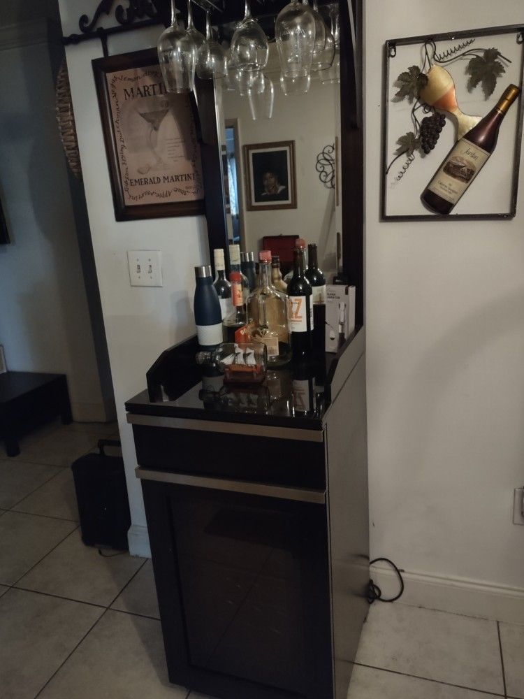 Very Nice Elegant Bar $250