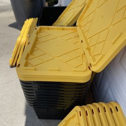 STORAGE CONTAINERS 