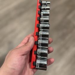 Craftsman Sockets + Ernst Rail
