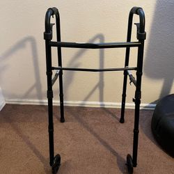 Foldable Walker With Wheels