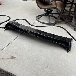 hyundai veloster spoiler painted