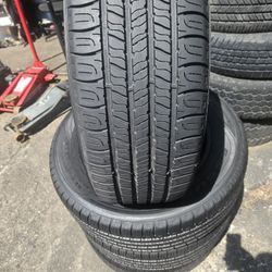 4 good year tires with size 225/60/17