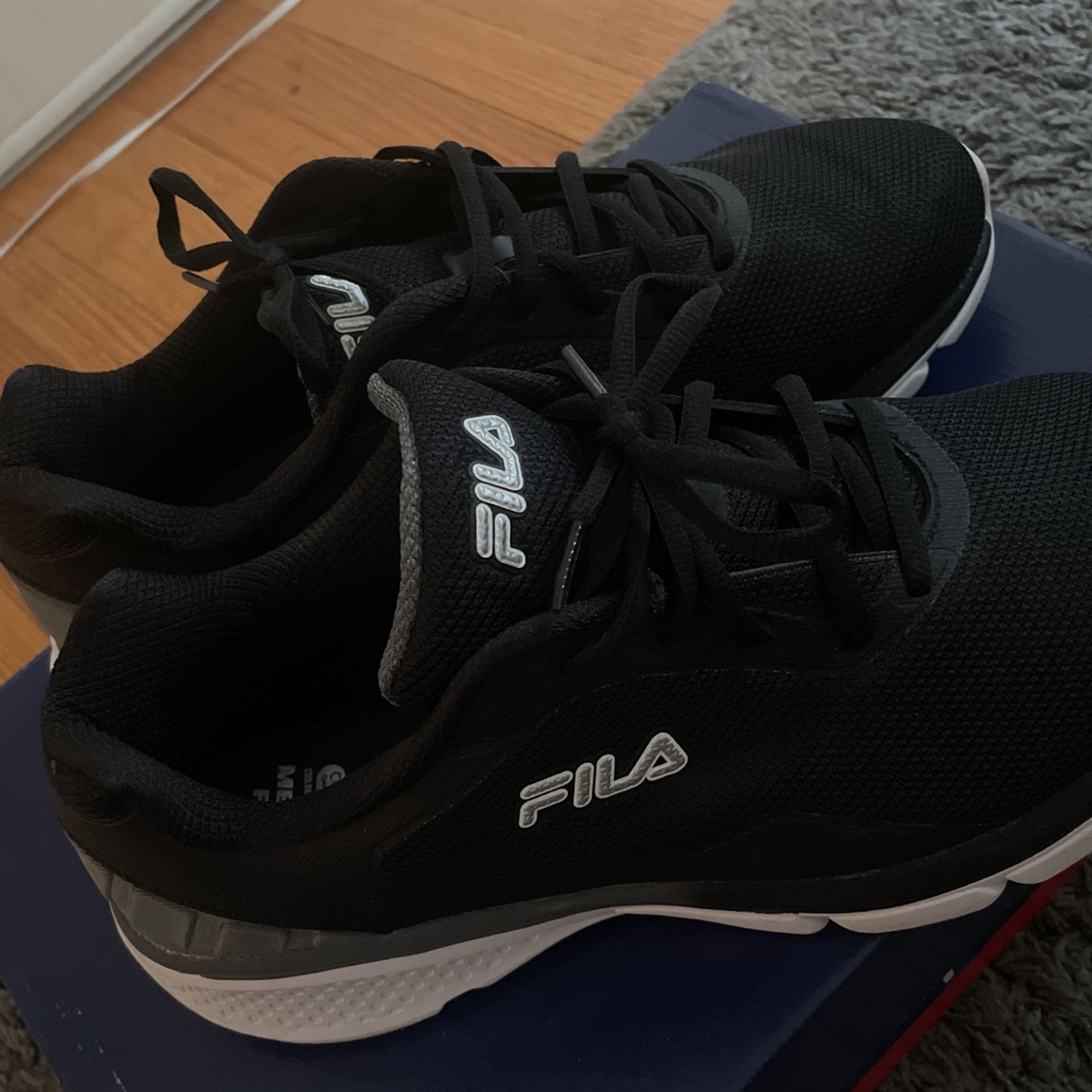 Men’s Fila Sneakers