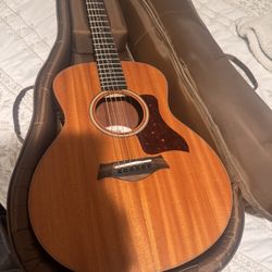Taylor Guitar
