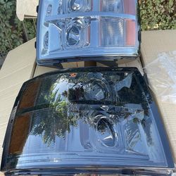 Chevy Silverado 07-13 Smoked Projector LED Headlights  Faros delanteros LED con proyector ahumados para Chevy Silverado 07-13