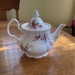 Antique royal Albert, lavender teapot and small tray, 1961