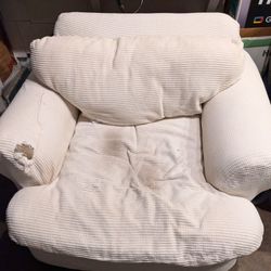 Free Comfy Chair 