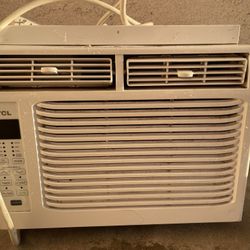 Window Air Conditioner, Great Condition, 5000 Btu
