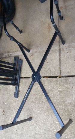 ULTIMATE SUPPORT IQ-1000 KEYBOARD STAND *READ THE DESCRIPTION & SEE ALL PICS*