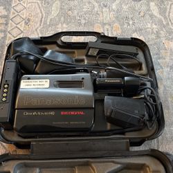 Panasonic Omnimovie VHS Camcorder 
