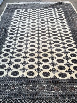 9 x 12 Handmade Bokhara Rug