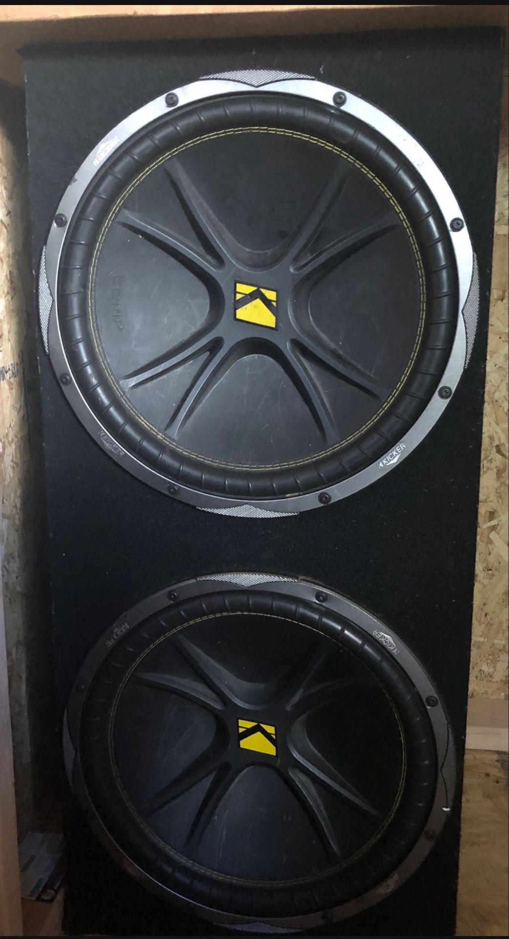 kicker subwoofer with amplifier