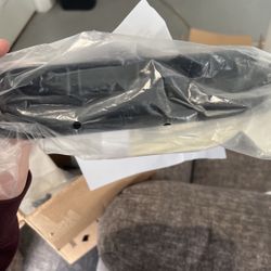 Hyundai Front Grill Right Hand Side