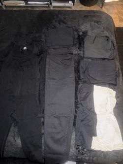New black Maternity pants/leggings. Size large. OBO