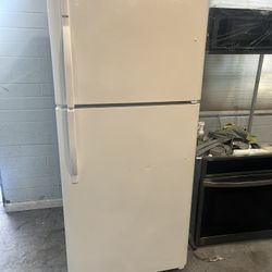 ❄️ Kenmore Garage Refrigerator – Works Perfectly! ❄️