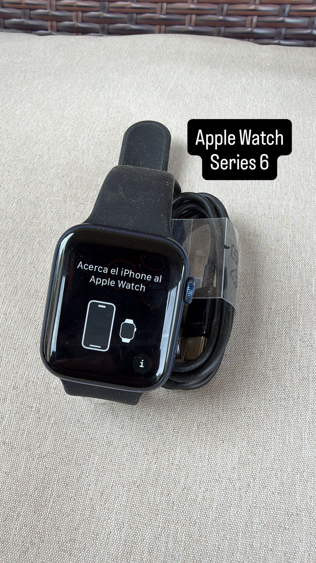 Apple Watch Series 4 Cellular! Like New