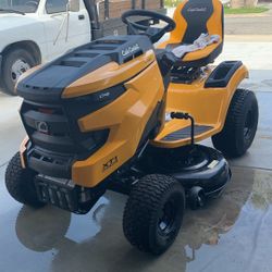 Mower low hours excellent condition 42 inch cut