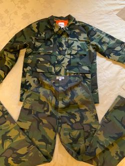 ⁠https://offerup.com/redirect/?o=SS5BTQ==.GIA Camo Cargo Two-Piece Set Jacket Pants Medium⁠