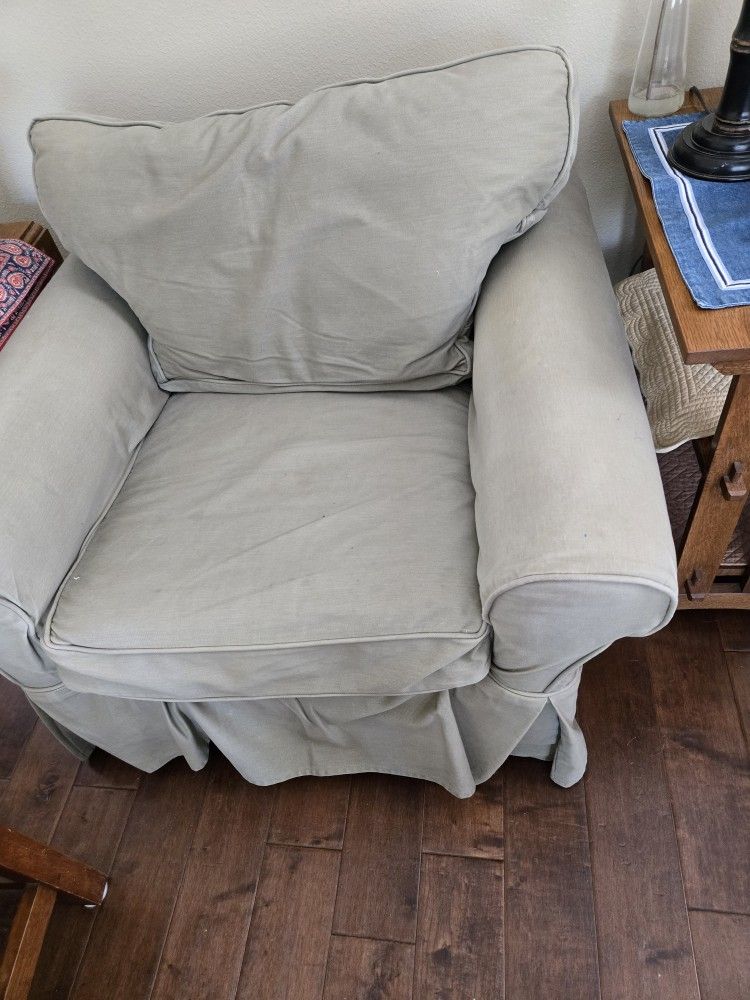 Pottery Barn By Mitchell Gold Basic Model