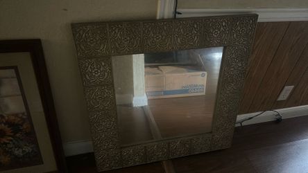 29”x29” Home interiors Decorative framed Mirror.