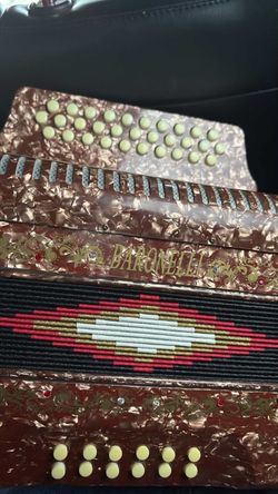 Baroneli accordion