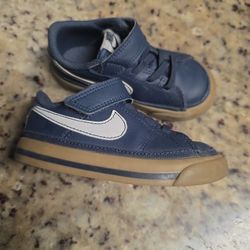 Nike Court Legacy Toddler shoes  size 7c