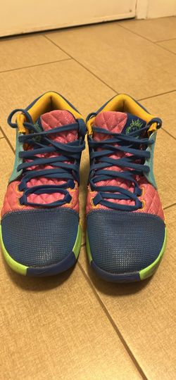 Nike shoes