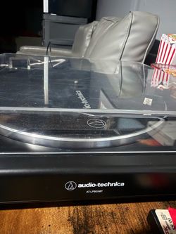 Audio Technica Turntable