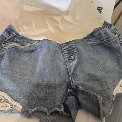Maternity Short's 