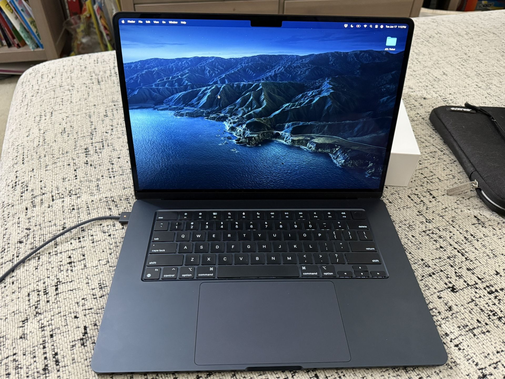 Apple Macbook Air 15” 2024 M3