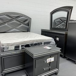 Brand New Queen Bedroom Set 4 Piece -