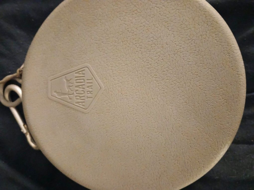 Arcadia Trails Collapsible Double Diner