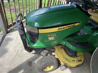 X 300 Series John Deere Lawn Mower 42”