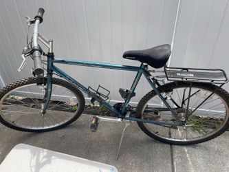 Early 2000’s Trel 820  hardly ridden.