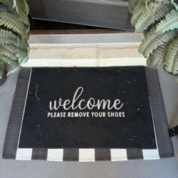 2 Door Mats (machine Washable)