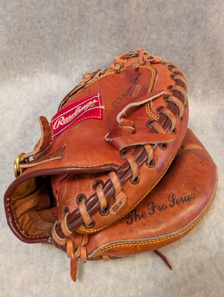 Rawlings Pro Series Catchers MITT RCM30