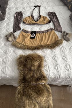 Music Legs Women’s 7 Pc Viking Costume