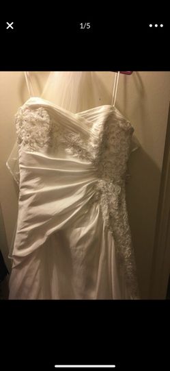 Wedding dress